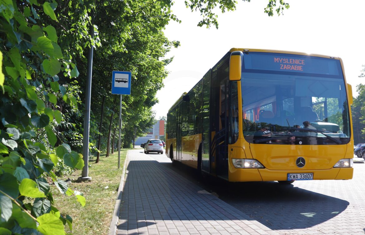 autobusy_zolta_linia_zarabie (5)