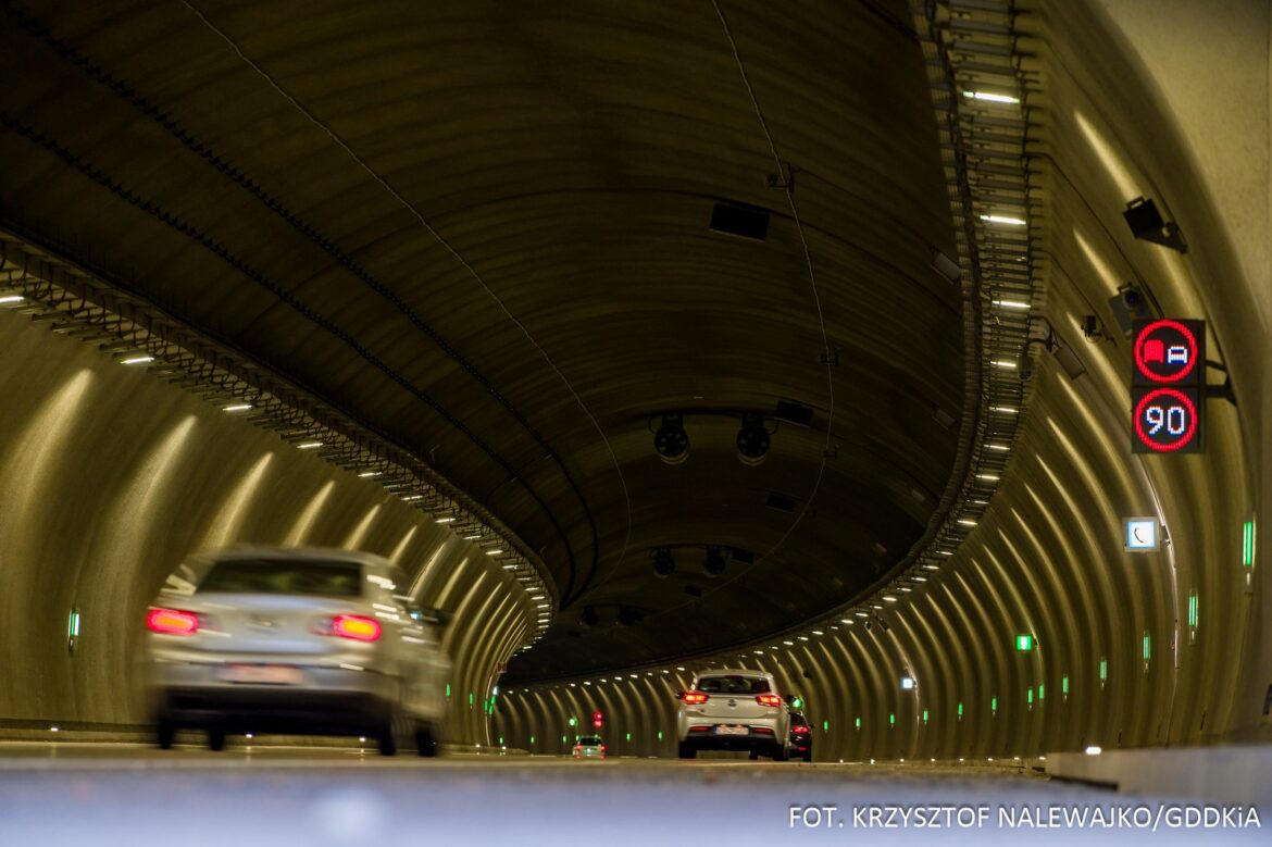 tunel_1_1600x1065